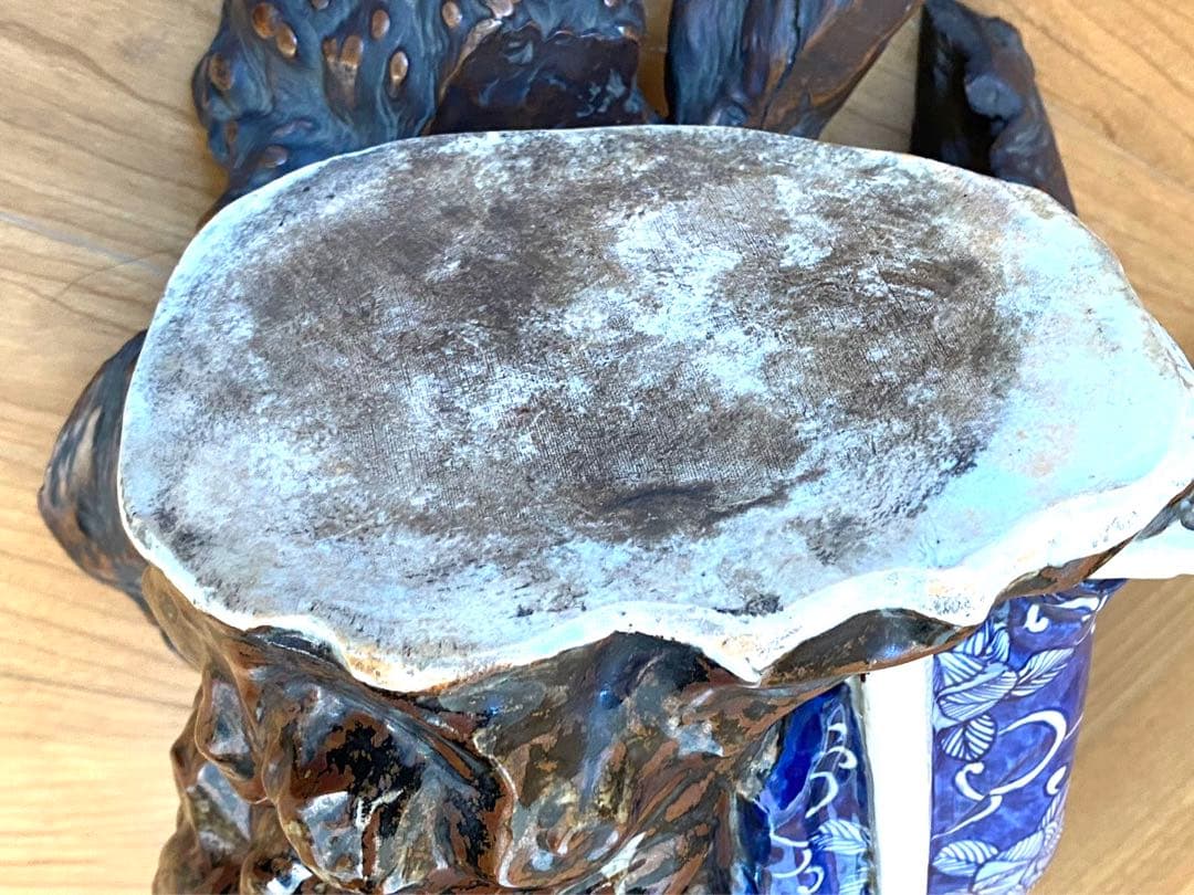 中国美術 職人手作リ陶製青茶獅子觀音像緣起物 榴木台付 高47cm X 23cm