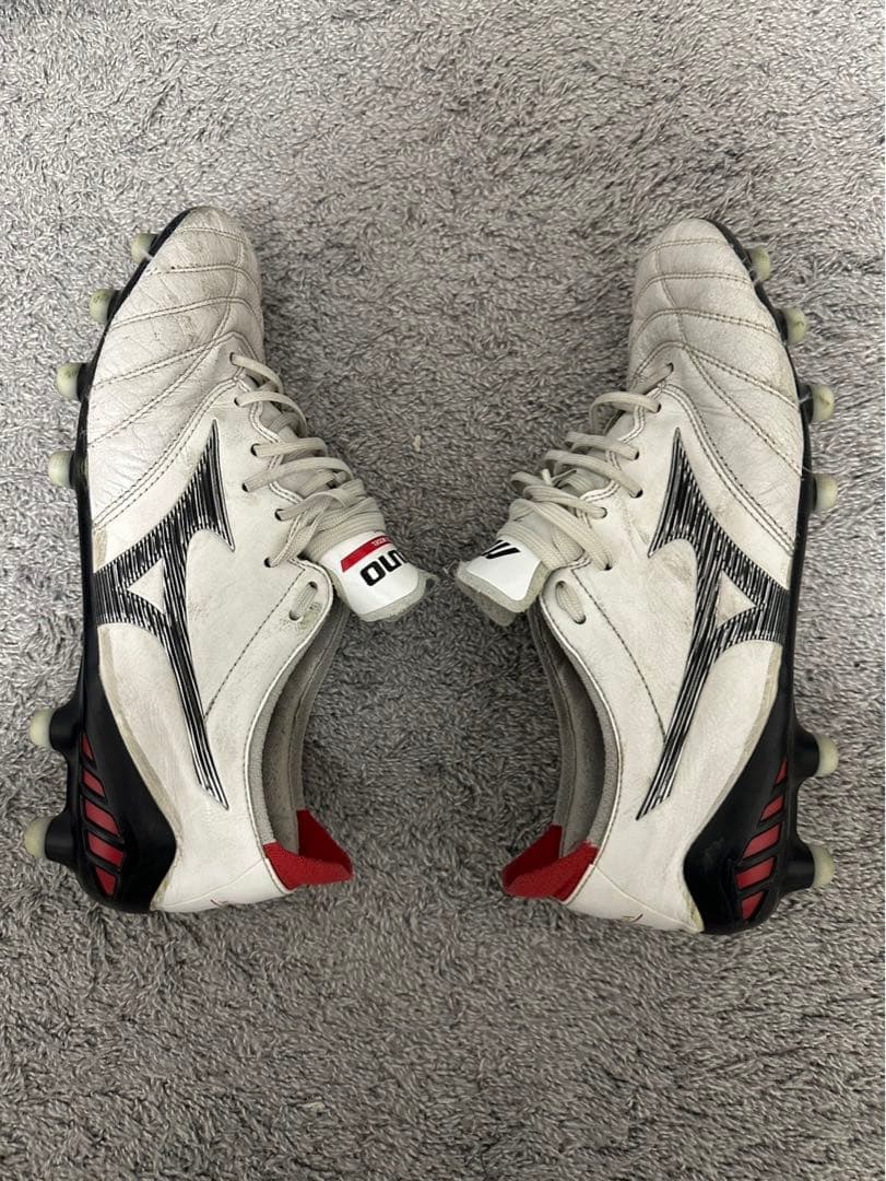 Mizuno Morelia II FG シューズ ホワイト/レッド