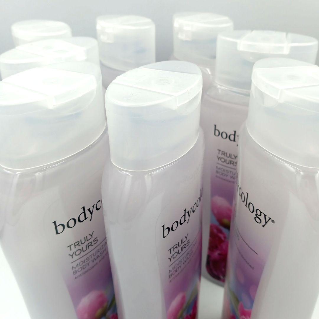 ボディコロジー　モイスチャライジング ボディウォッシュ 8本セット
