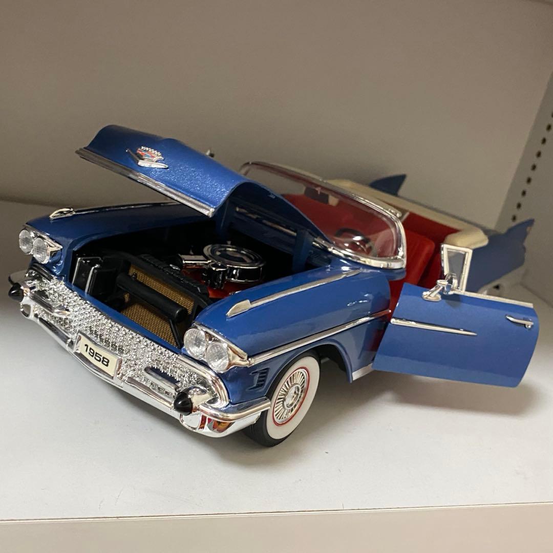 1/18 アメ車　ミニカー　キャデラック　エルドラド　ビアリッツ　1958