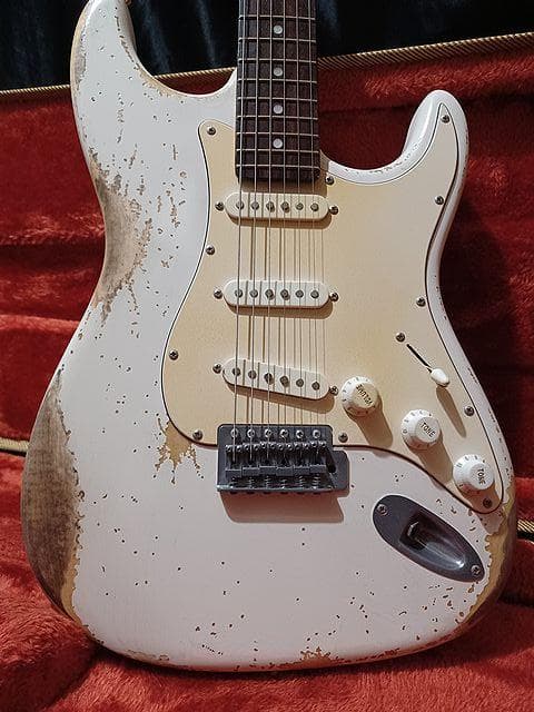 ★OlympicWhite Relic LaquerStratocaster★