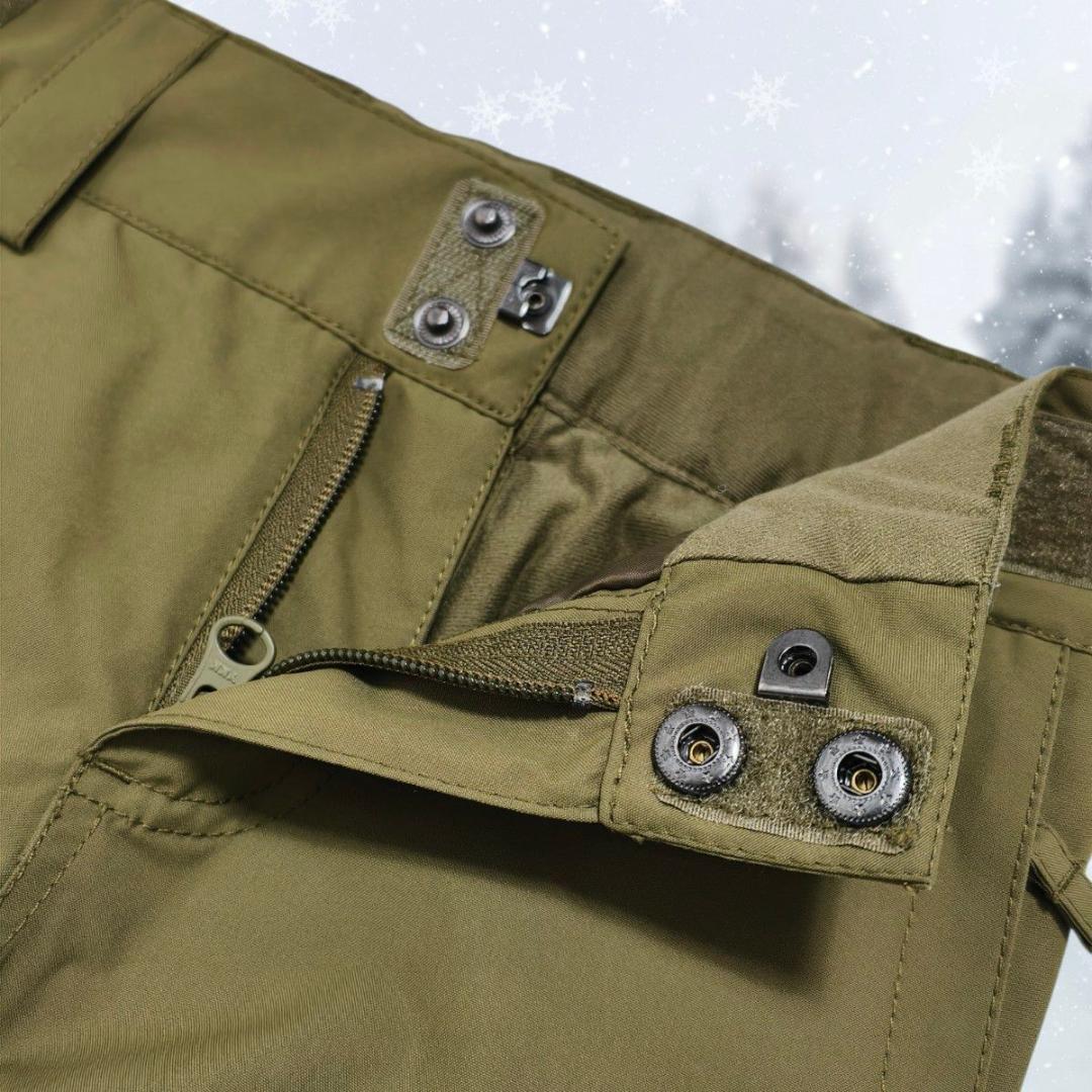 未使用級 QUIKSILVER スノボウェア 上下セット カーキ 130