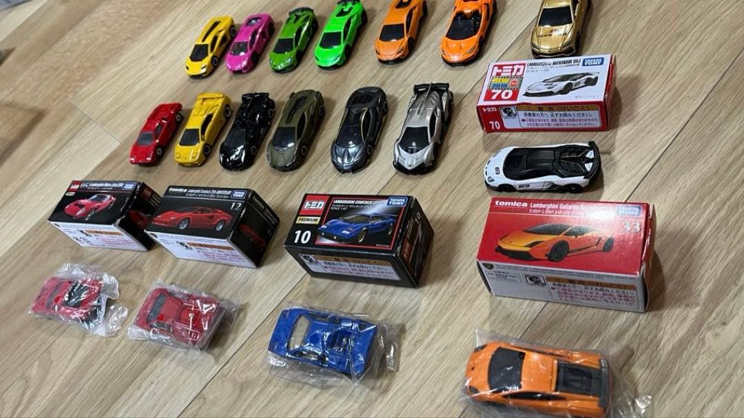 中古 トミカ52台セット(トミカプレミアム8台 東京オートサロン購入ウルス含む)