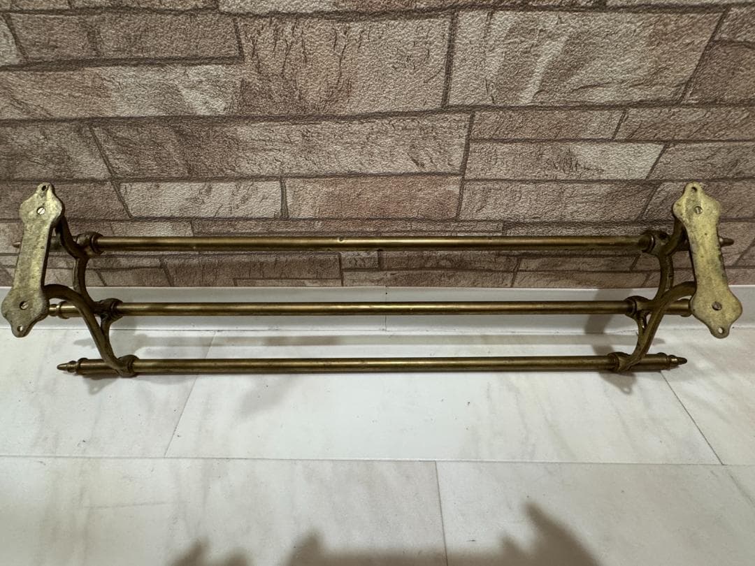 アンティークなタオルハンガー　バー3本