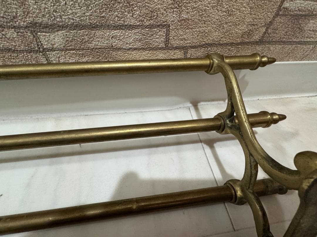 アンティークなタオルハンガー　バー3本