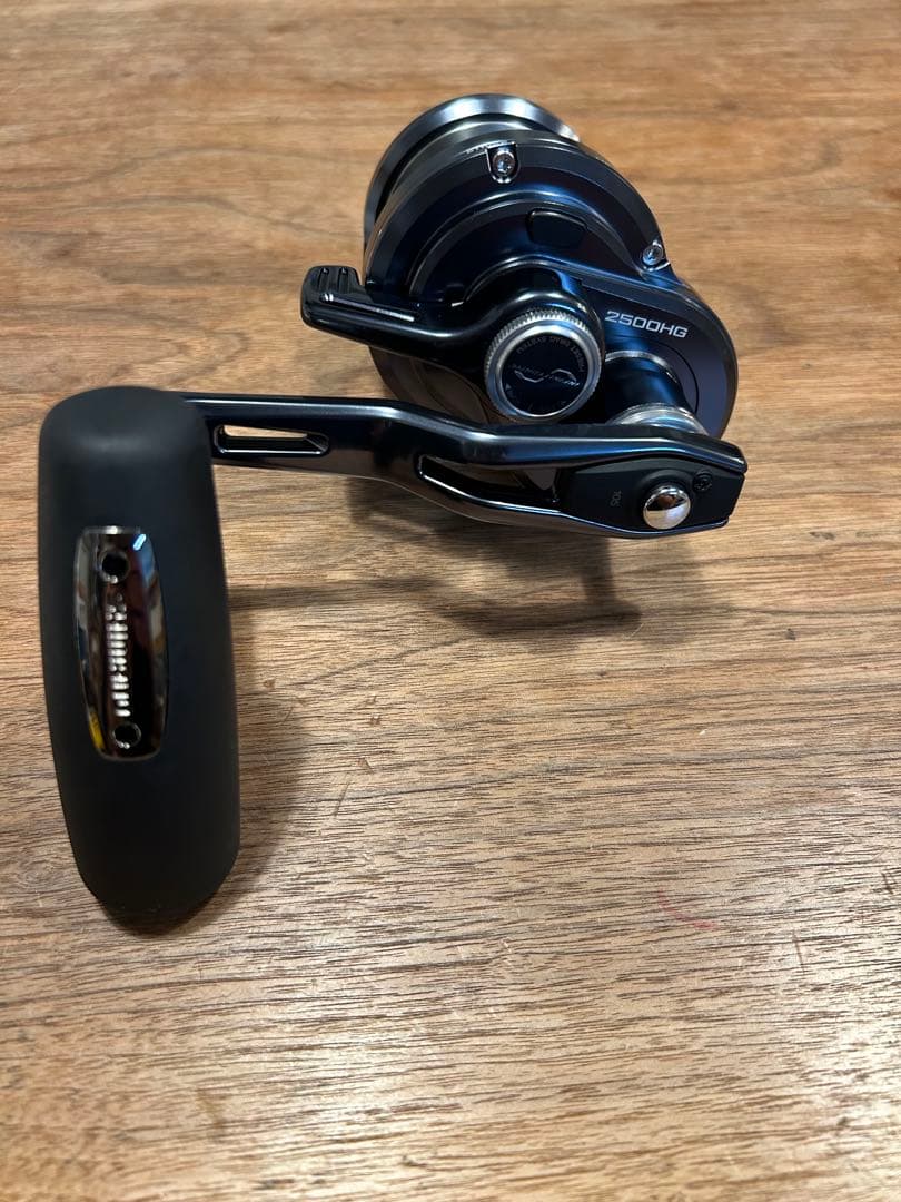 シマノ　オシアジガーLD 2500HG