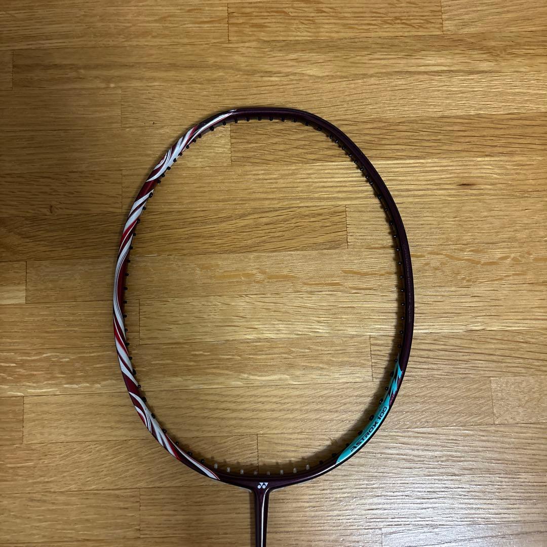 アストロクス 100zz4Uバドミントンラケットジャンク