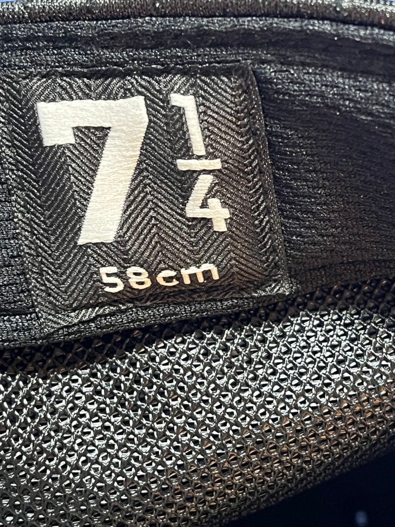 支給品キャップ