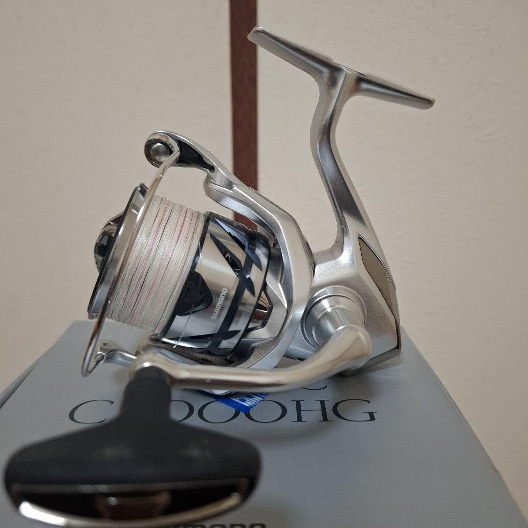23 ストラディック C3000HG スピニングリール