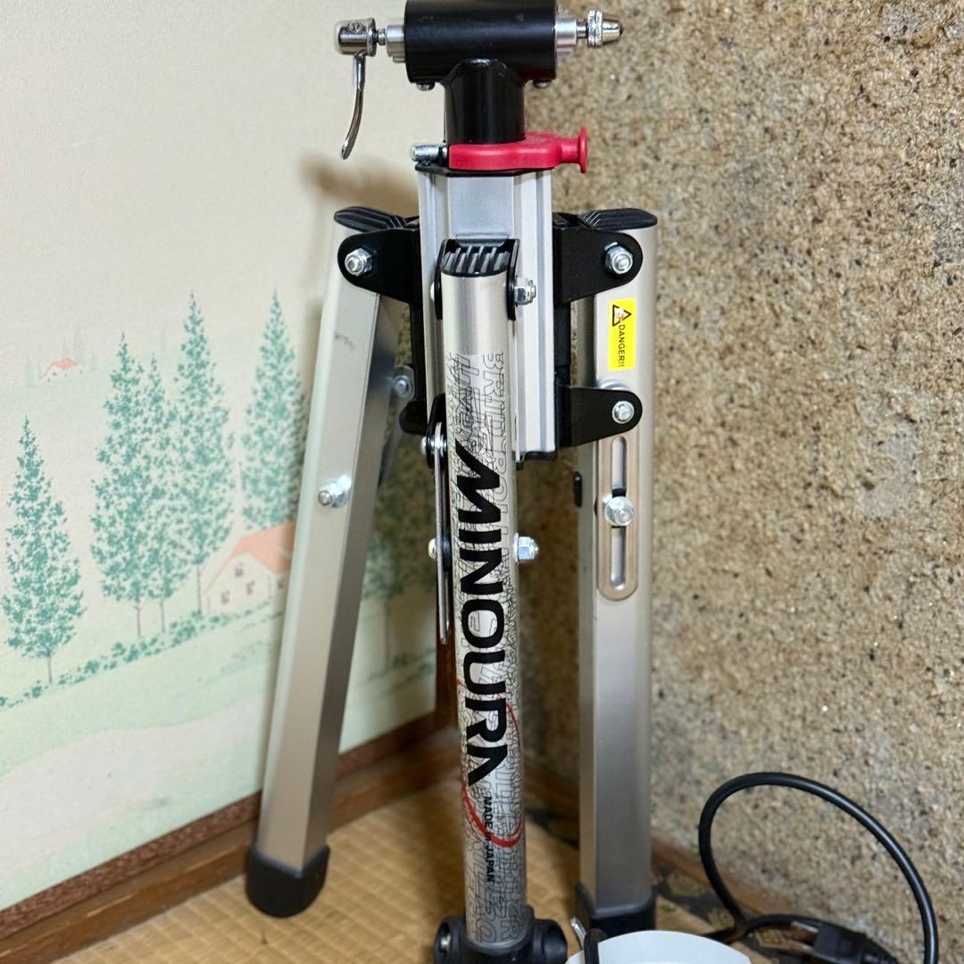 【極美品】MINOURA ローラー台 FG542