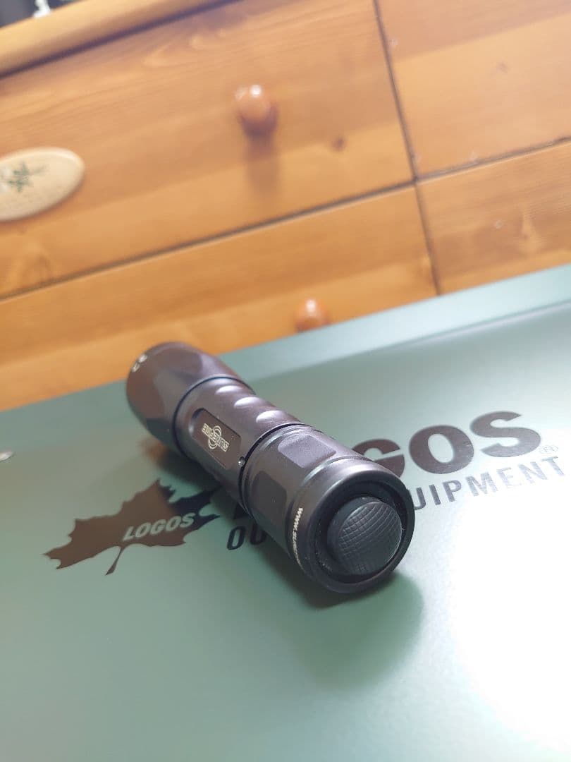 懐中電灯 ブラック