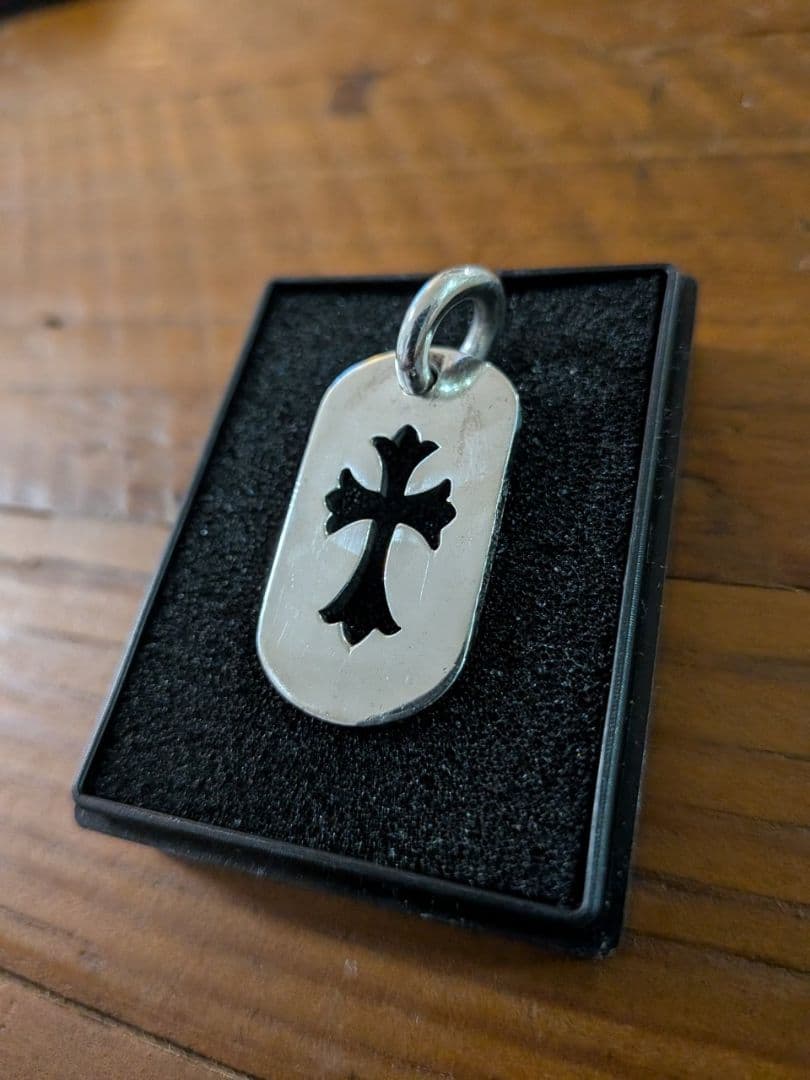 CHROME HEARTS クロムハーツ スモールドッグタグ カットアウトクロス
