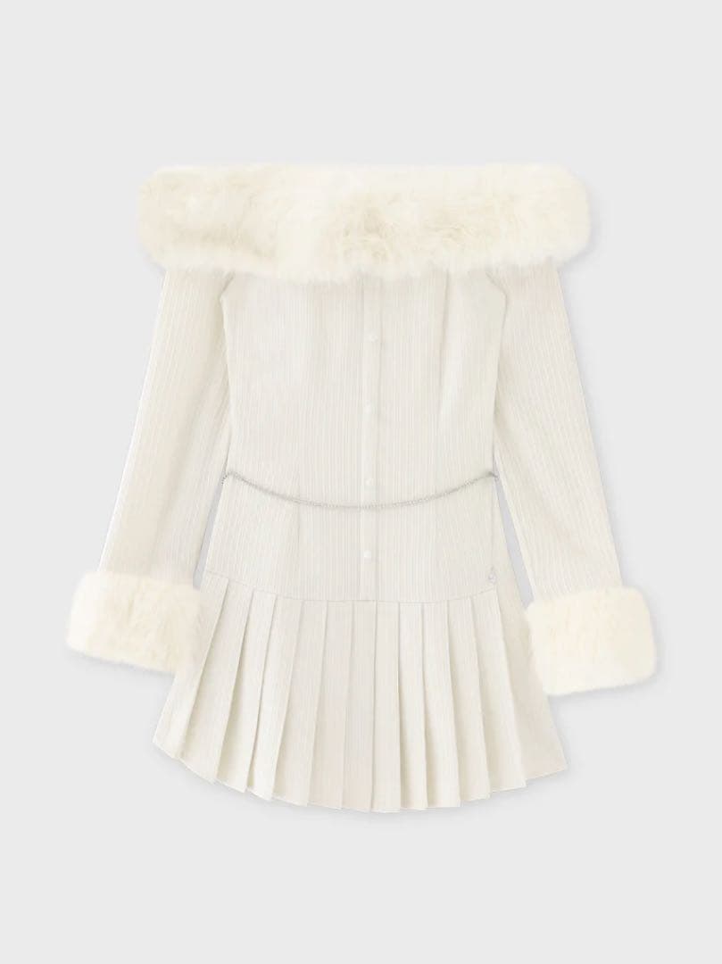エムエメOff shoulder fur pleated onepiece