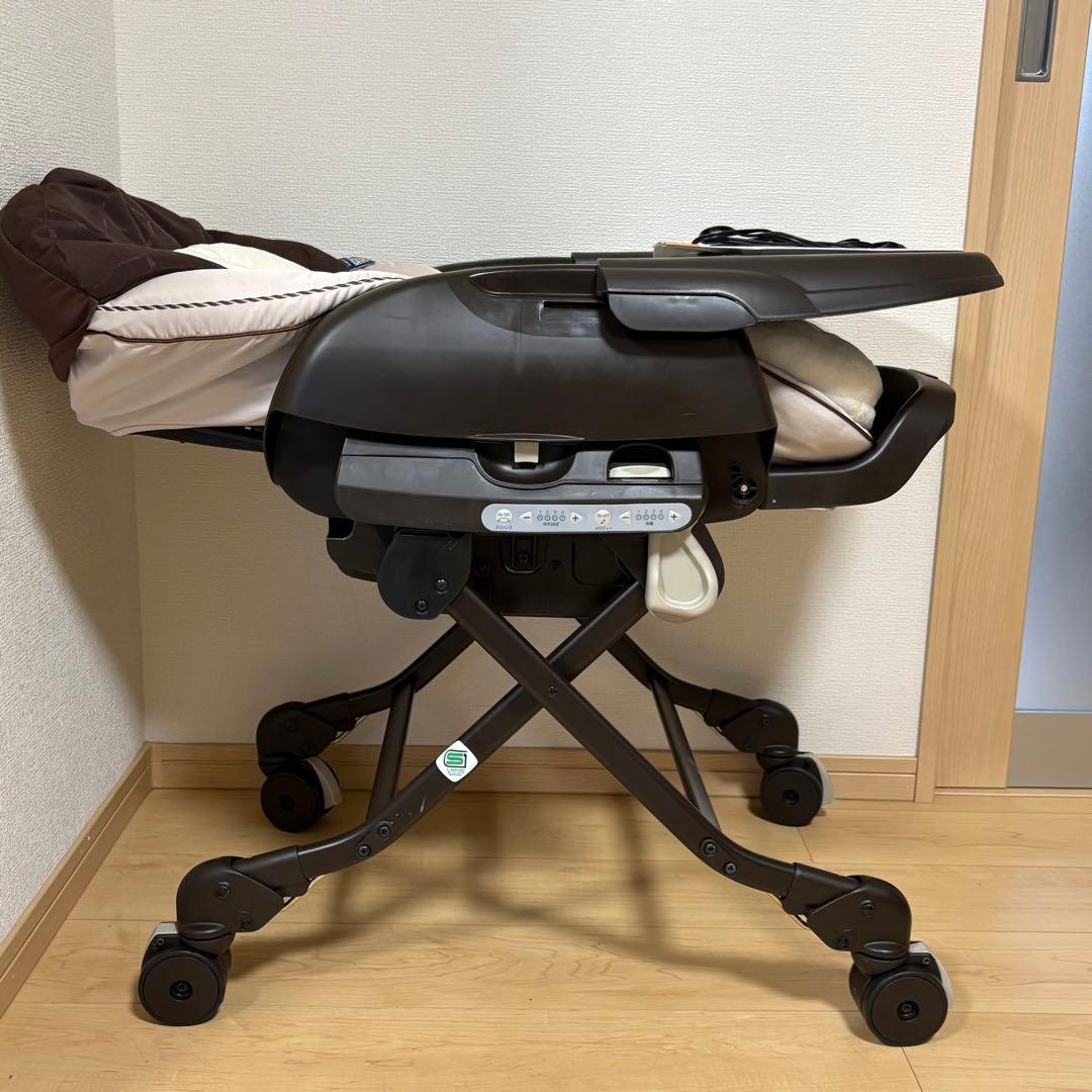 コンビ ネムリラ オートスウィング BEDi 電動ハイローチェア
