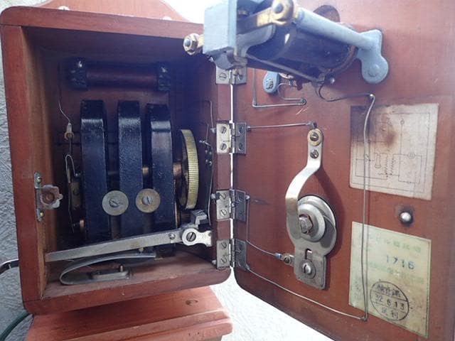 昭和レトロ デルビル磁石式壁掛電話機　ベル（電鈴）鳴ます　アンテーク・インテリア