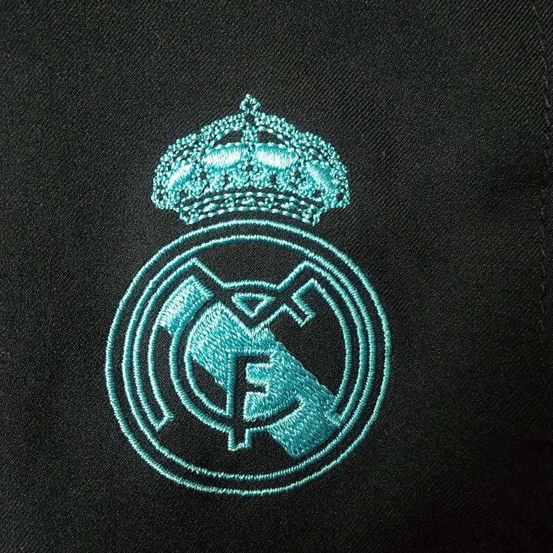 人気☆アディダス レアルマドリード 刺繍 中綿入り ジャケット L ネイビー