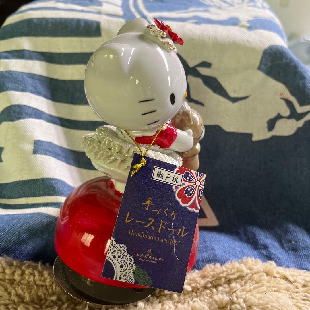 キティ35周年記念オルゴールテディベア持ち