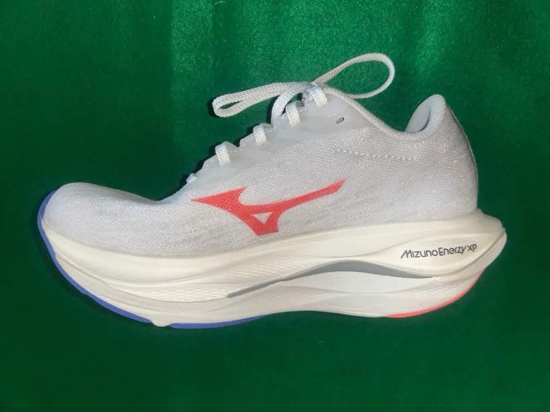 ミズノ ランニングシューズ ウエーブ リベリオン フラッシュ 3 23.5cm