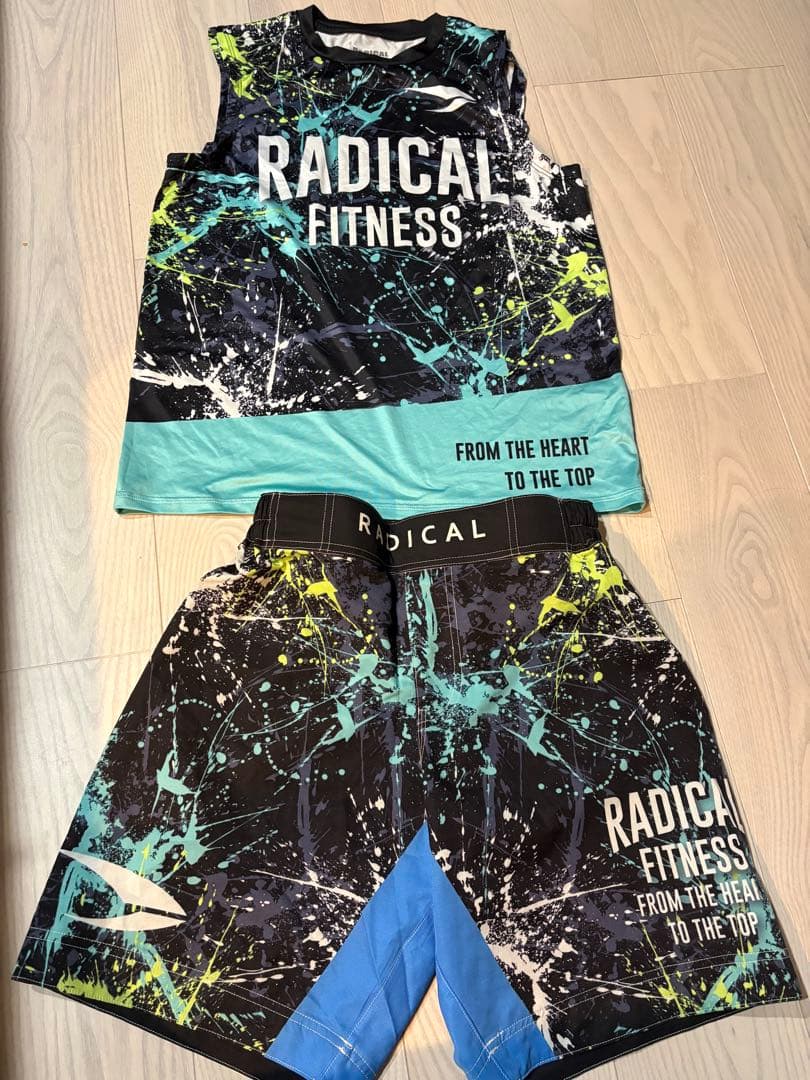 RADICALFITNESS タンクトップ＆ショートパンツセット