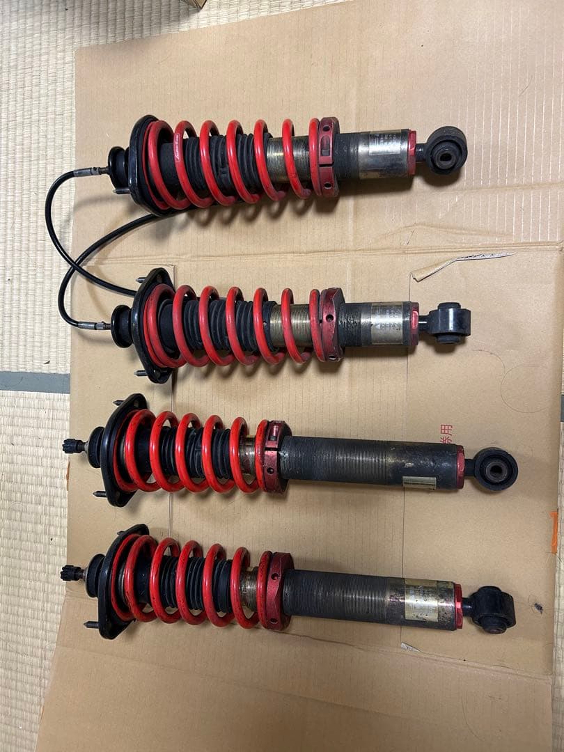 サスペンションキット 4本セット 赤/黒