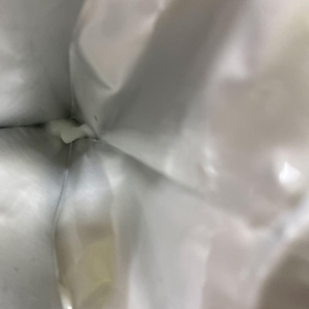 Aujua スカルプマスク 1800g 少し漏れあり