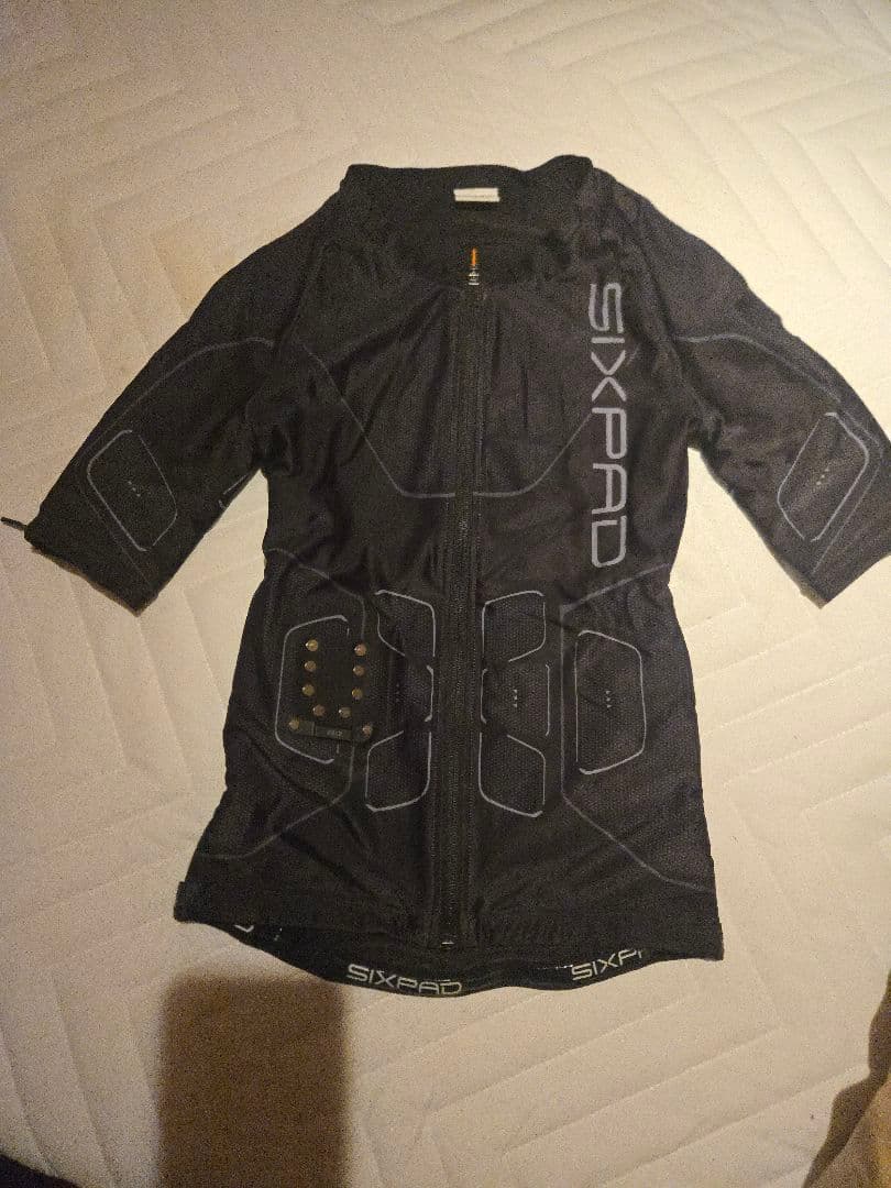 M*i様 SIXPAD EMS ホームジム パワースーツ 上下セット ウィメンズ