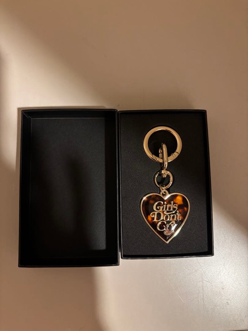 VERDY Girls Don't Cry キーリング GDC ロゴ