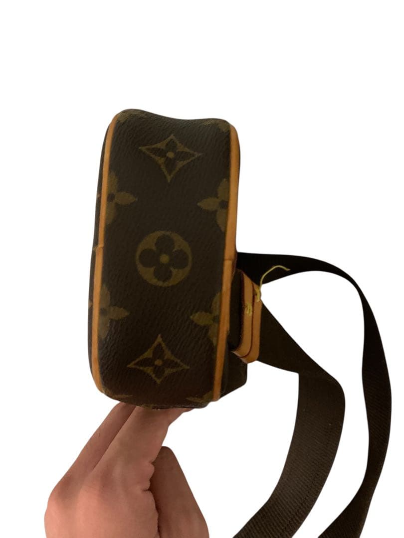 たえ、状態綺麗！Louis Vuitton モノグラム ボディバッグ