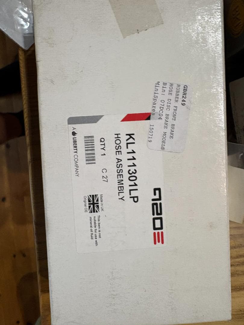 ローバーミニ　２０００年式　ブレーキホース　ベアリング　パーツ