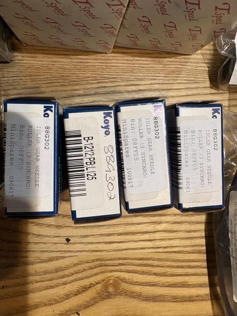 ローバーミニ　２０００年式　ブレーキホース　ベアリング　パーツ