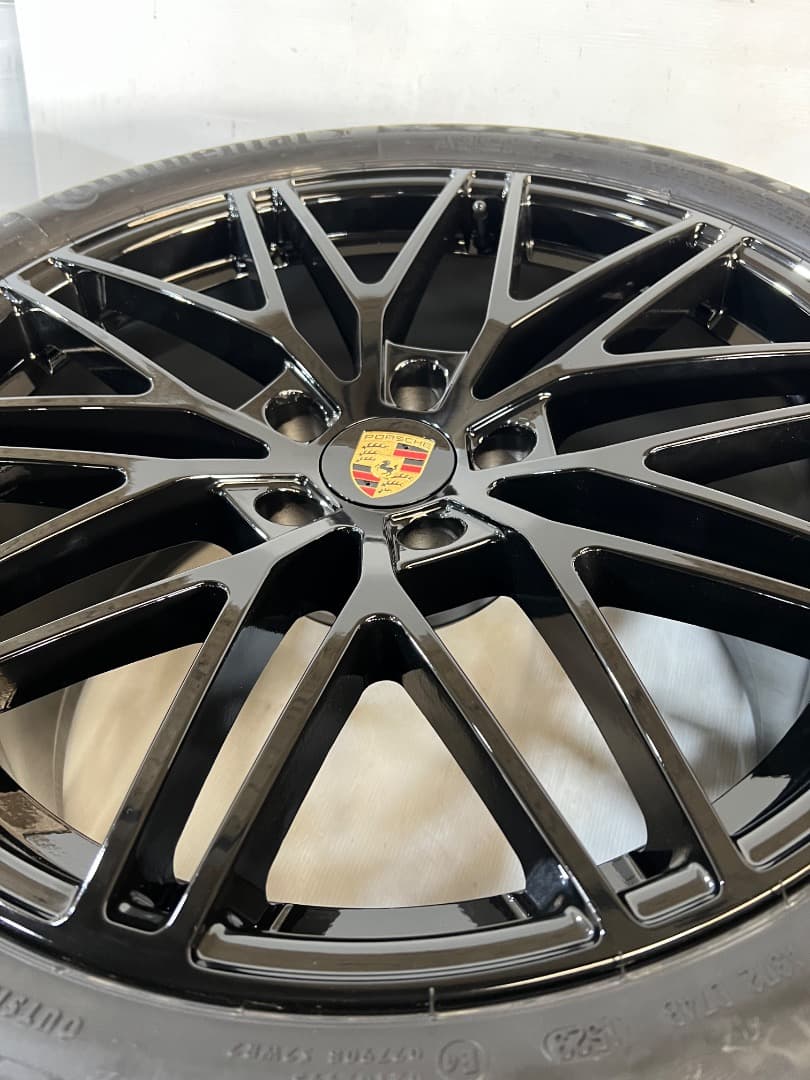 新型 ★ポルシェ カイエン E3 RSスパイダー9Y0 タルモ 純正 21インチ