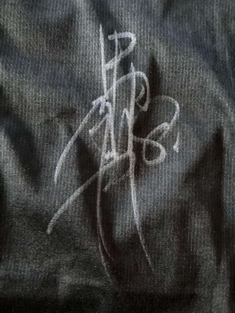 千葉ロッテマリーンズ中村奨吾選手実使用サイン入りユニホーム