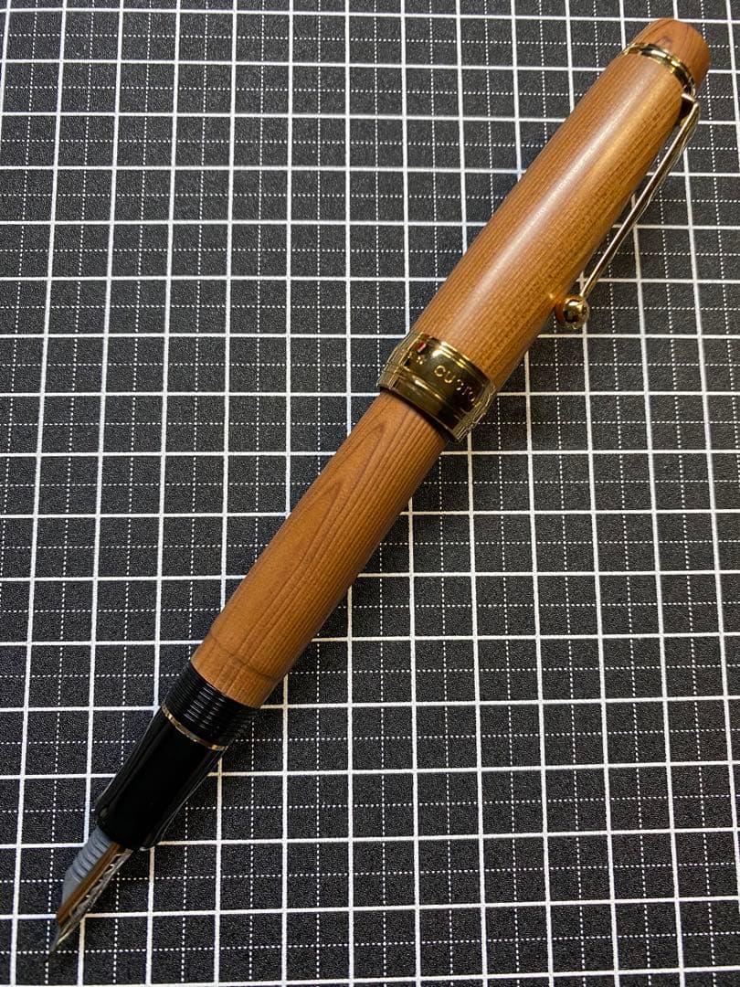PILOT CUSTOM 一位の木　万年筆　字幅F