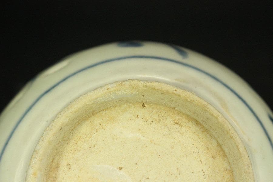 中国美術 青花 草花紋 壷 φ11.5cm(ZE335)