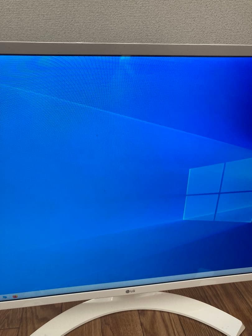 LG モニター　ディスプレイ 32MP58HQ-W 31.5インチ ゲーミング