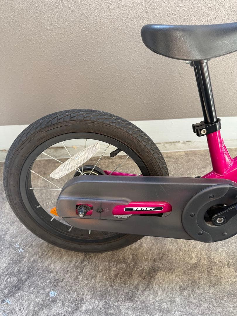 STRIDER 14x ピンク ストライダー　ペダル　スタンド付き　子供用自転車