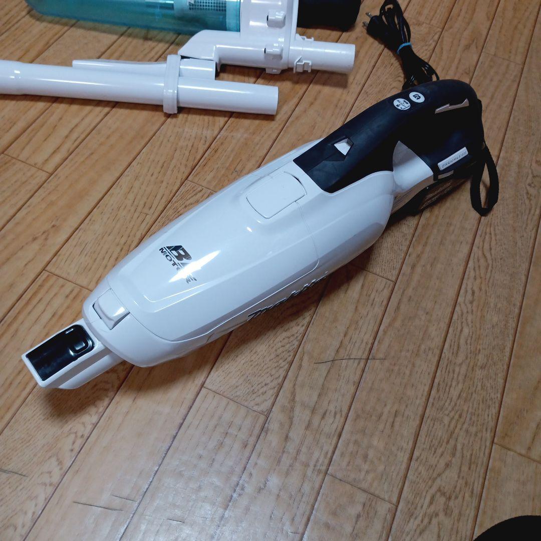 マキタ18V充電式クリーナ　CL282F純正充電器、バッテリー、サイクロン他付