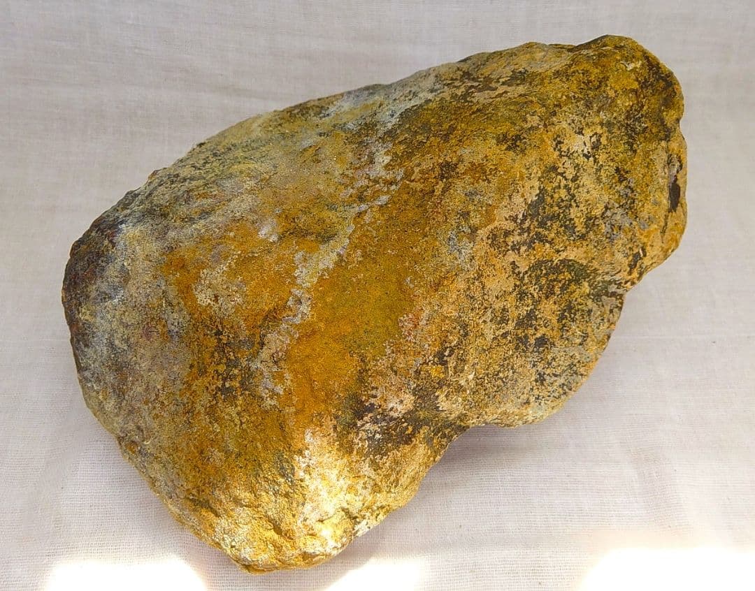 超レア!!高線量!!増富温泉ラジウム黒鉱石（145)お風呂用