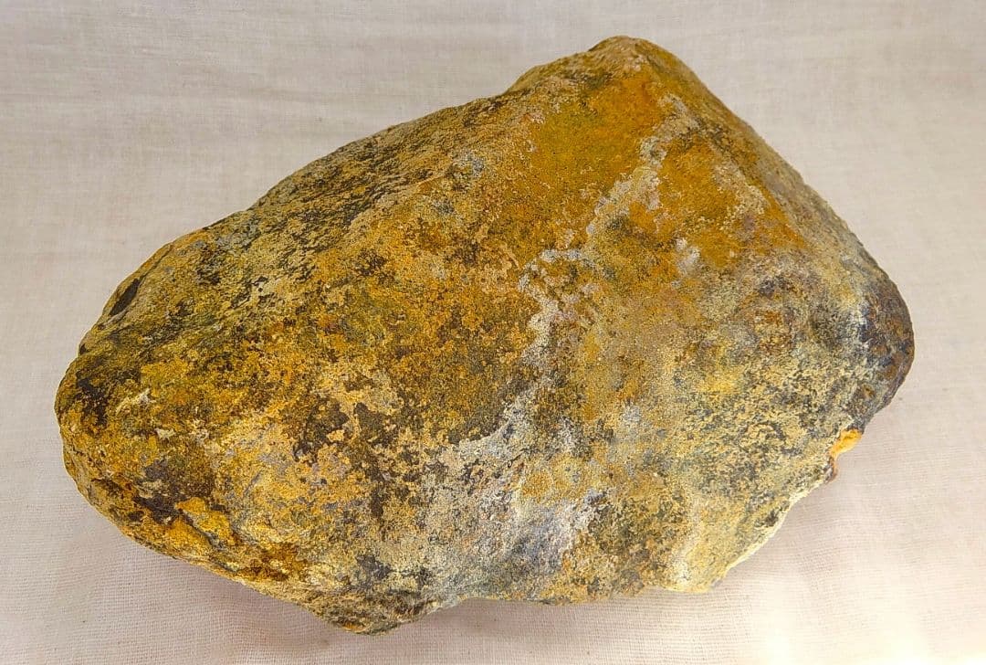 超レア!!高線量!!増富温泉ラジウム黒鉱石（145)お風呂用