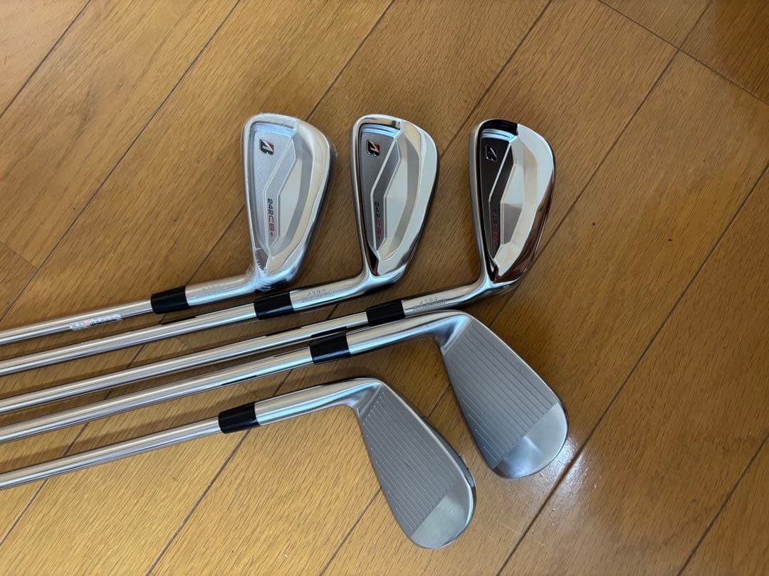 ブリヂストン　242CB+アイアン　6〜P 5本