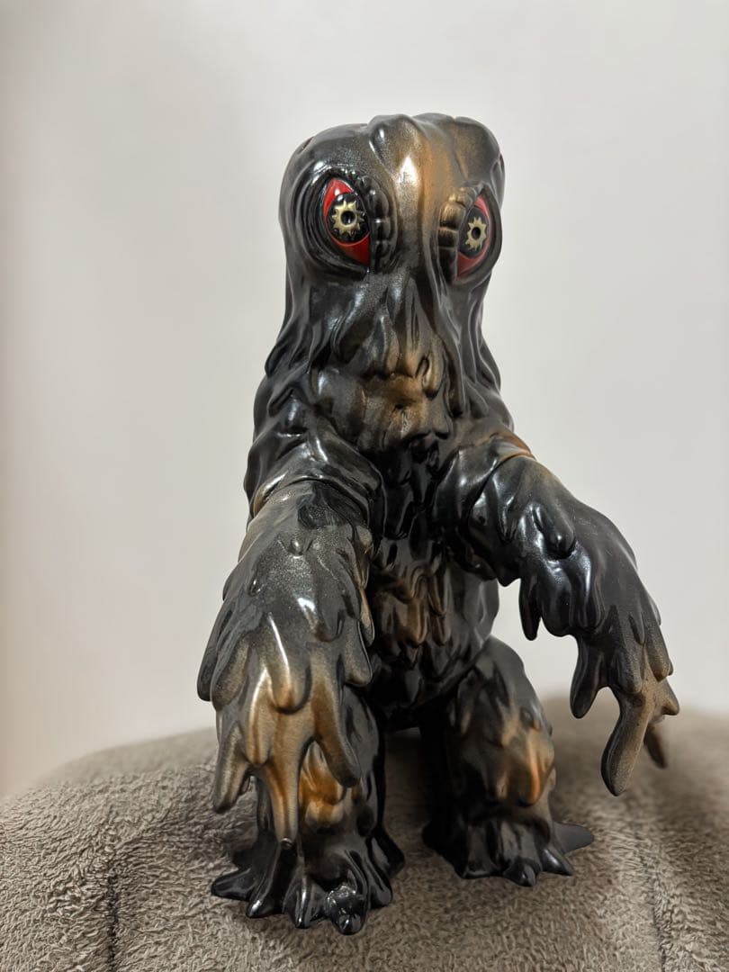 マルサン 世紀の大怪獣 ヘドラ 350 黒 金 赤