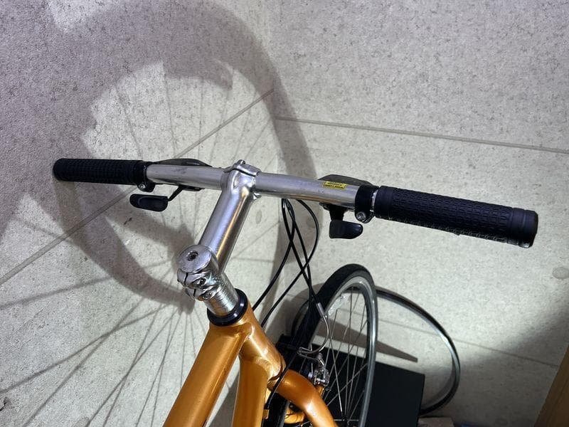 GIANT ESCAPE R3 クロスバイク sizeM　オレンジカラー