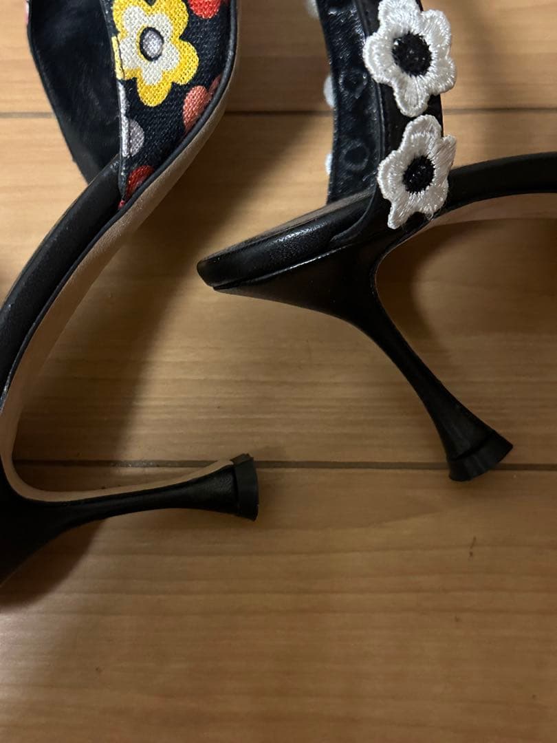 Manolo Blahnik 花柄ミュール 38