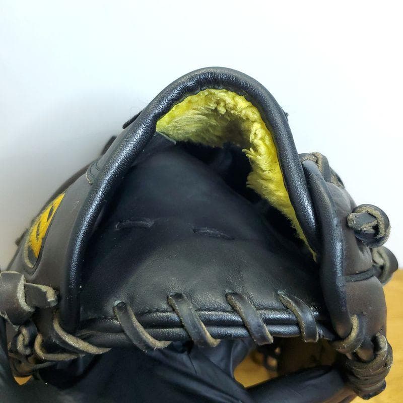 ウイルソン Wilson Vシリーズ 左投げ用 内野用 軟式グローブ