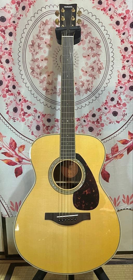 ヤマハ エレアコ　LS6 ARE