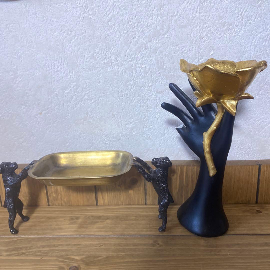 真鍮のトレイドック　黒い手のスタンド 小物入れ　キー置き　２個セット