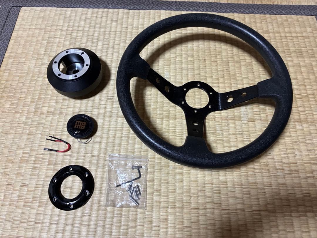 Z12 キューブ ステアリング ハンドル ボス