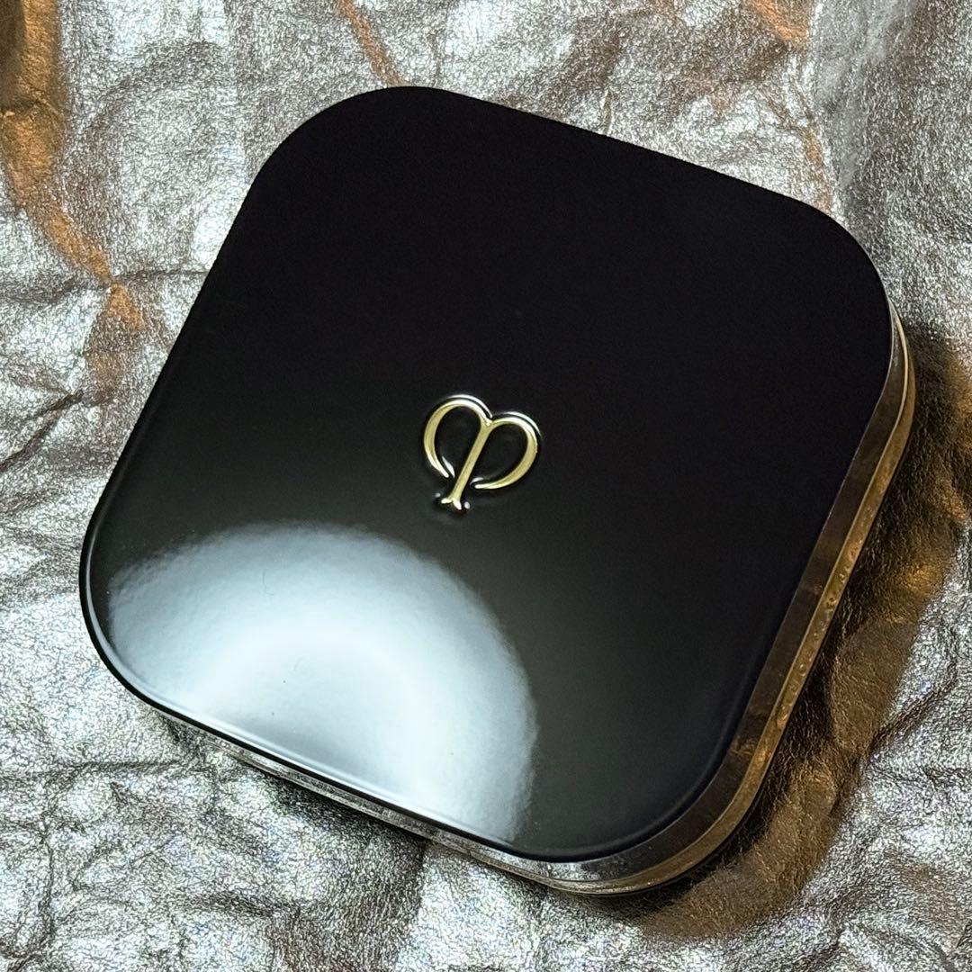 【クレ・ド・ポー ボーテ】クレド　タンクッションエクラ ルミヌ オークル10