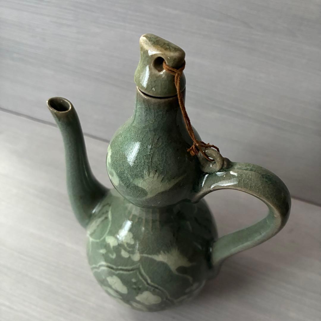 青磁象嵌瓢形水柱　水差し 徳利　壺　梅　鶴　茶道具　雲鶴文