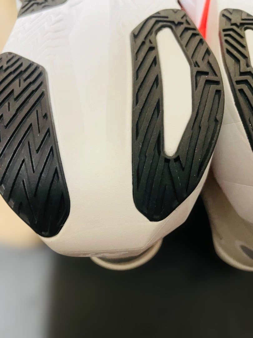 ニューバランス メンズ FuelCell Rebel v5 ランニング